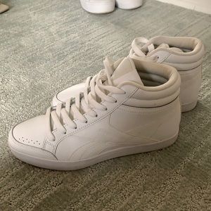 Reebok woman’s high top sneakers